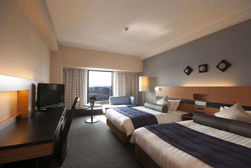 Ana Crowne Plaza Kumamoto New Sky By Ihg Hotel Exterior photo